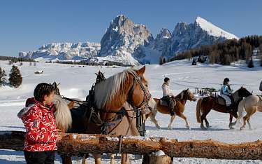 familienurlaub-tirol-skiurlaub-unterkunft-buchen